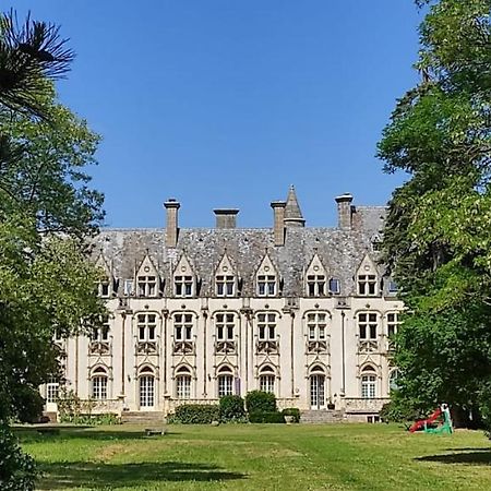 Charmant Studio Au Calme Tout Confort Dans Chateau Neo Gothique Proche Zenith Comet Orleans Parking Voiture Gratuit Wifi Haut Debit Rue Des Montees Bagian luar foto